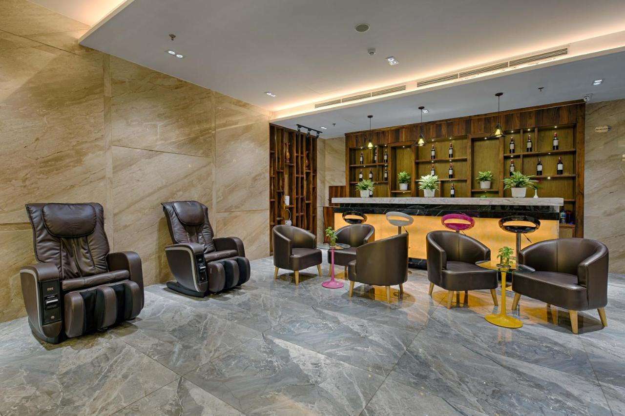 Bliss Luxury Hotel Дананг Экстерьер фото