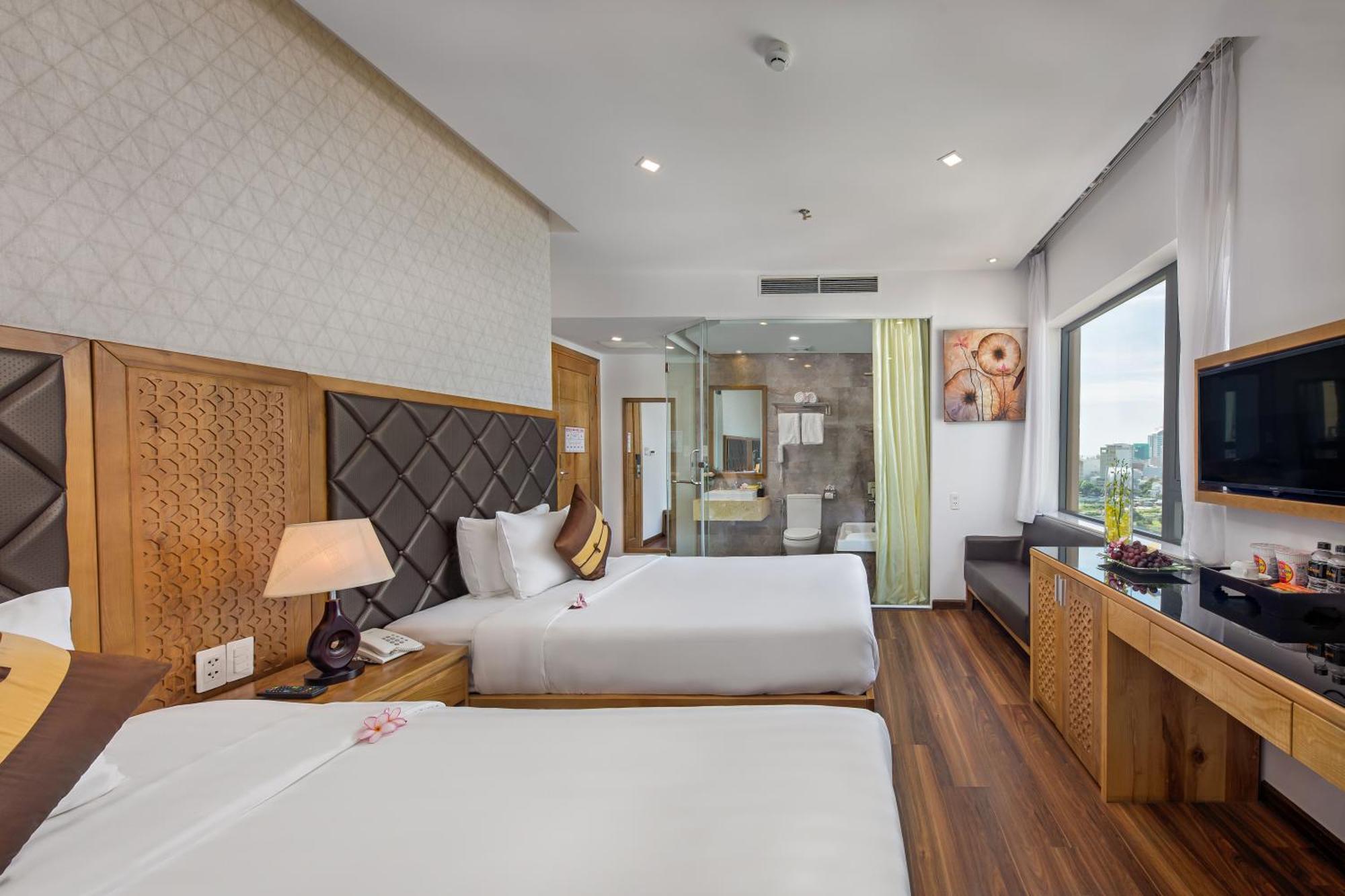 Bliss Luxury Hotel Дананг Экстерьер фото